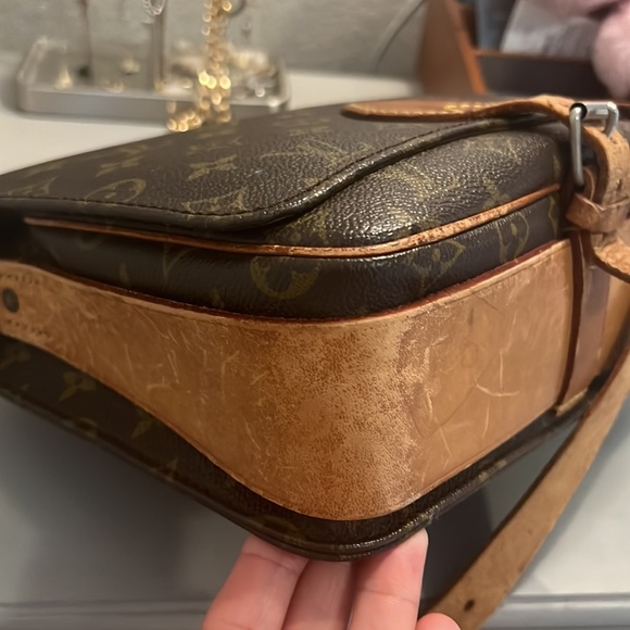 Louis Vuitton Monogram Cartouchiere - Picture 10 of 16